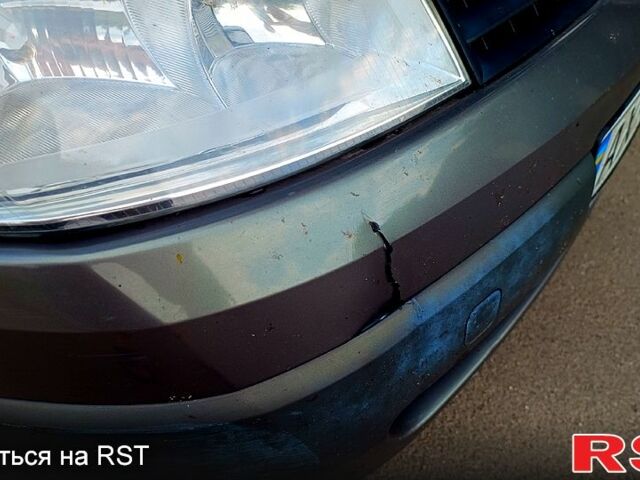 Рено Меган, об'ємом двигуна 1.6 л та пробігом 238 тис. км за 4400 $, фото 7 на Automoto.ua