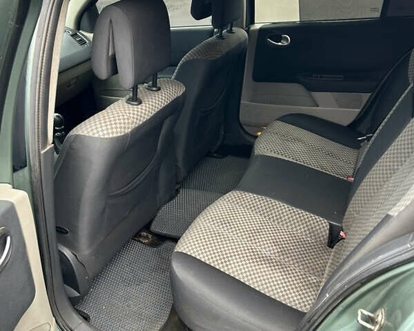 Рено Меган, об'ємом двигуна 1.9 л та пробігом 300 тис. км за 3400 $, фото 8 на Automoto.ua