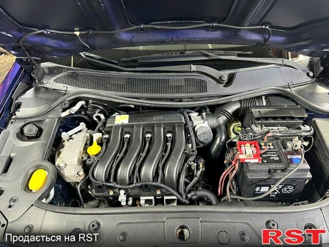 Рено Меган, объемом двигателя 1.6 л и пробегом 218 тыс. км за 5300 $, фото 2 на Automoto.ua