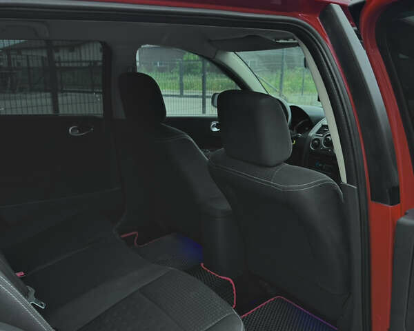 Рено Меган, об'ємом двигуна 1.6 л та пробігом 190 тис. км за 5300 $, фото 24 на Automoto.ua