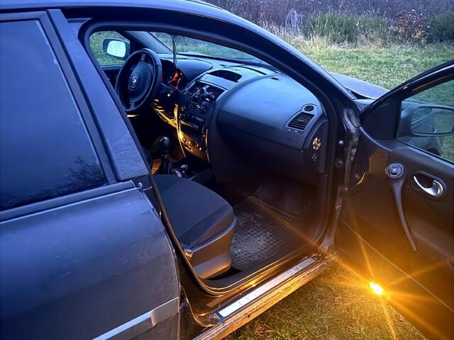 Рено Меган, об'ємом двигуна 1.9 л та пробігом 0 тис. км за 2300 $, фото 3 на Automoto.ua