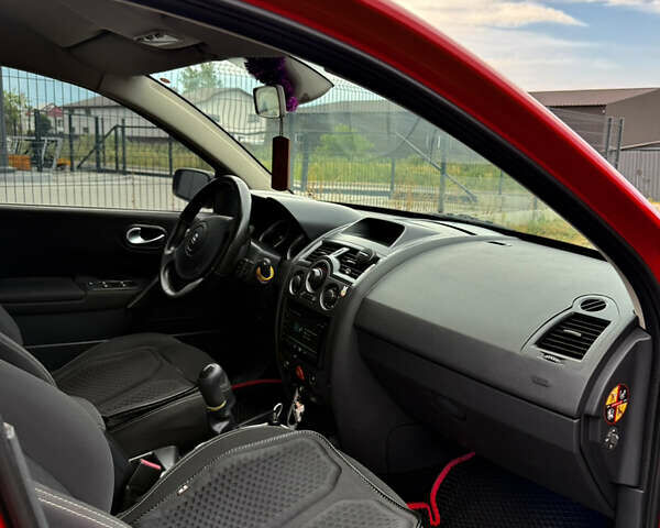 Рено Меган, об'ємом двигуна 1.6 л та пробігом 190 тис. км за 5300 $, фото 26 на Automoto.ua