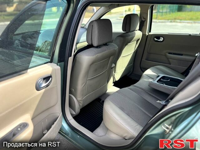 Рено Меган, об'ємом двигуна 1.6 л та пробігом 215 тис. км за 5450 $, фото 7 на Automoto.ua
