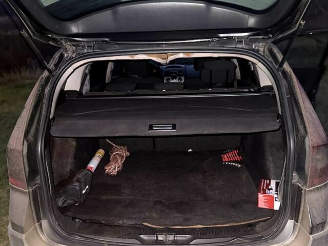 Рено Меган, об'ємом двигуна 1.9 л та пробігом 0 тис. км за 2300 $, фото 6 на Automoto.ua