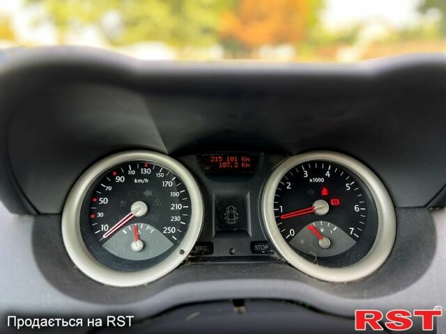 Рено Меган, об'ємом двигуна 1.6 л та пробігом 215 тис. км за 5450 $, фото 8 на Automoto.ua