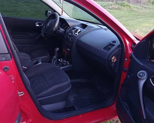 Рено Меган, объемом двигателя 1.4 л и пробегом 168 тыс. км за 4700 $, фото 15 на Automoto.ua
