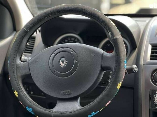 Рено Меган, об'ємом двигуна 1.6 л та пробігом 293 тис. км за 4500 $, фото 13 на Automoto.ua