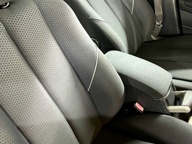 Рено Меган, объемом двигателя 1.6 л и пробегом 218 тыс. км за 5300 $, фото 6 на Automoto.ua