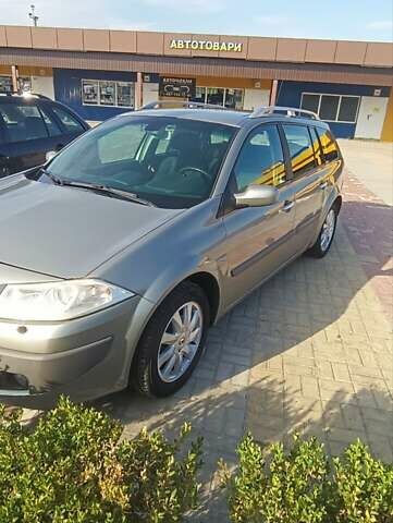 Рено Меган, объемом двигателя 1.6 л и пробегом 197 тыс. км за 5200 $, фото 7 на Automoto.ua
