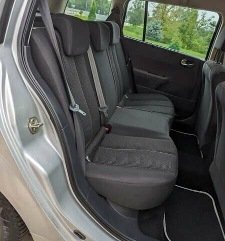 Рено Меган, объемом двигателя 1.6 л и пробегом 214 тыс. км за 4999 $, фото 16 на Automoto.ua