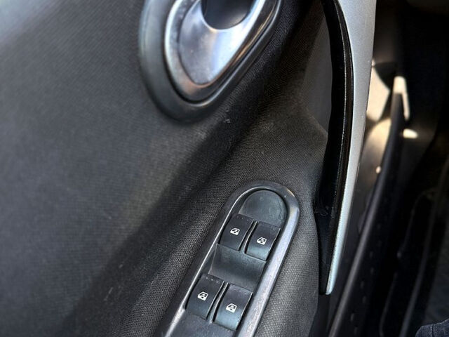 Рено Меган, об'ємом двигуна 1.6 л та пробігом 230 тис. км за 5200 $, фото 10 на Automoto.ua