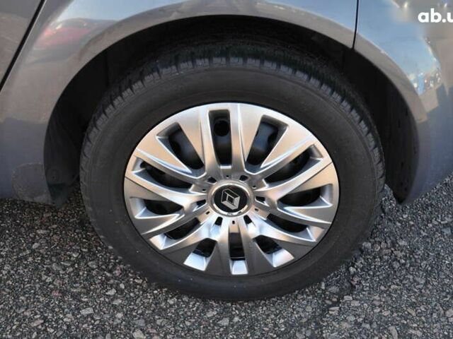 Рено Меган, объемом двигателя 1.6 л и пробегом 185 тыс. км за 6300 $, фото 13 на Automoto.ua