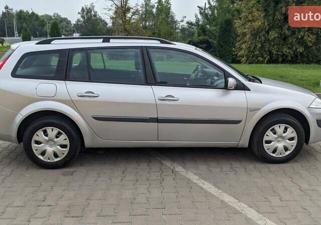 Рено Меган, объемом двигателя 1.6 л и пробегом 214 тыс. км за 4999 $, фото 6 на Automoto.ua