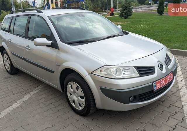 Рено Меган, объемом двигателя 1.6 л и пробегом 214 тыс. км за 4999 $, фото 7 на Automoto.ua