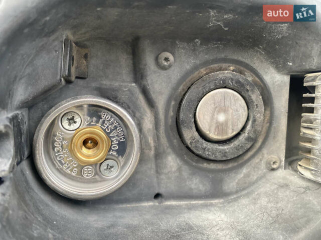 Рено Меган, об'ємом двигуна 1.6 л та пробігом 195 тис. км за 5400 $, фото 21 на Automoto.ua