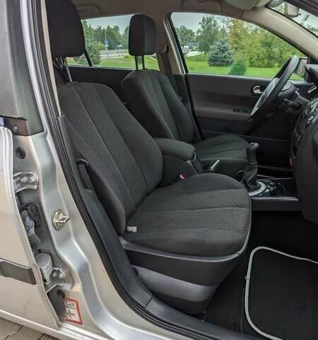Рено Меган, объемом двигателя 1.6 л и пробегом 214 тыс. км за 4999 $, фото 18 на Automoto.ua