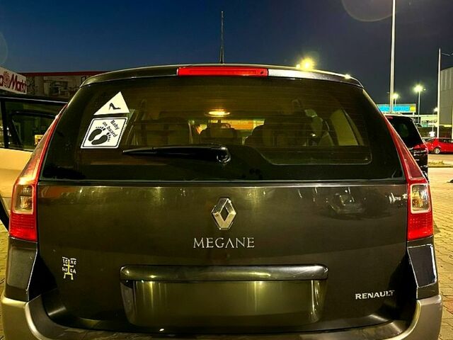 Рено Меган, объемом двигателя 1.6 л и пробегом 410 тыс. км за 4500 $, фото 4 на Automoto.ua