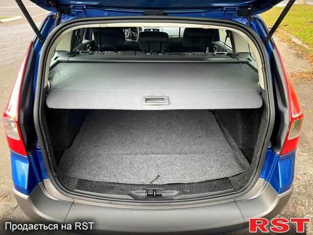 Рено Меган, об'ємом двигуна 1.6 л та пробігом 0 тис. км за 5350 $, фото 7 на Automoto.ua