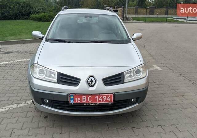Рено Меган, объемом двигателя 1.6 л и пробегом 214 тыс. км за 4999 $, фото 2 на Automoto.ua