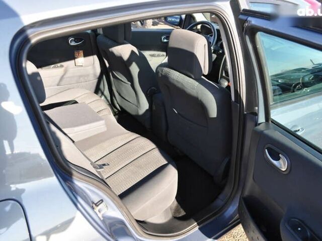 Рено Меган, объемом двигателя 1.6 л и пробегом 185 тыс. км за 6300 $, фото 22 на Automoto.ua