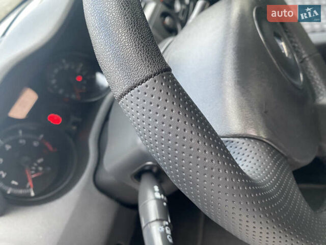 Рено Меган, об'ємом двигуна 1.6 л та пробігом 195 тис. км за 5400 $, фото 62 на Automoto.ua