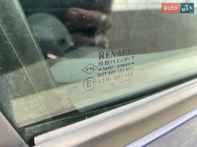 Рено Меган, об'ємом двигуна 1.6 л та пробігом 195 тис. км за 5400 $, фото 45 на Automoto.ua