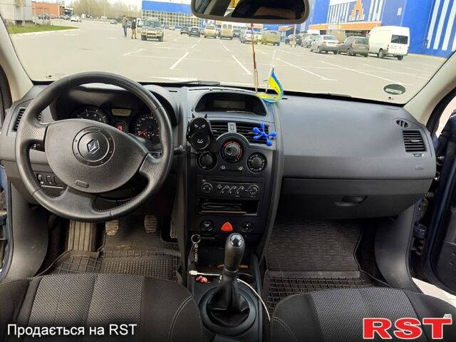 Рено Меган, объемом двигателя 1.6 л и пробегом 212 тыс. км за 4800 $, фото 3 на Automoto.ua