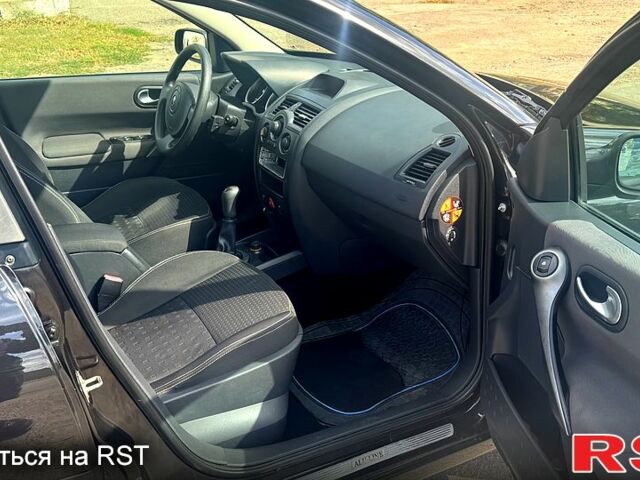 Рено Меган, объемом двигателя 1.6 л и пробегом 186 тыс. км за 5300 $, фото 5 на Automoto.ua