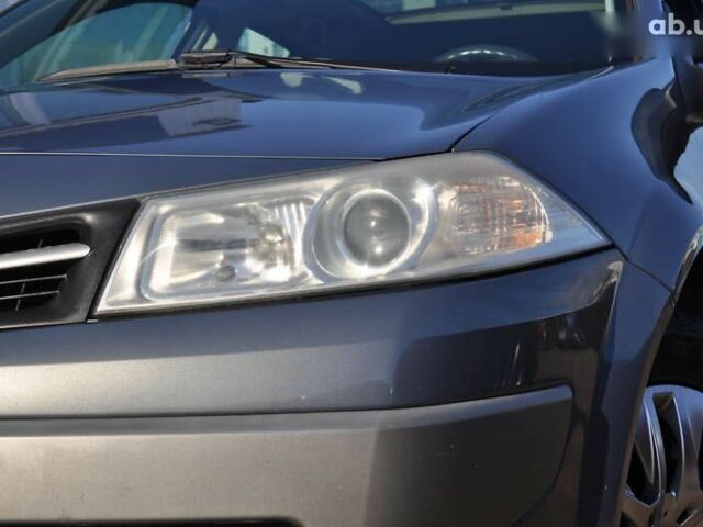 Рено Меган, объемом двигателя 1.6 л и пробегом 185 тыс. км за 6300 $, фото 6 на Automoto.ua