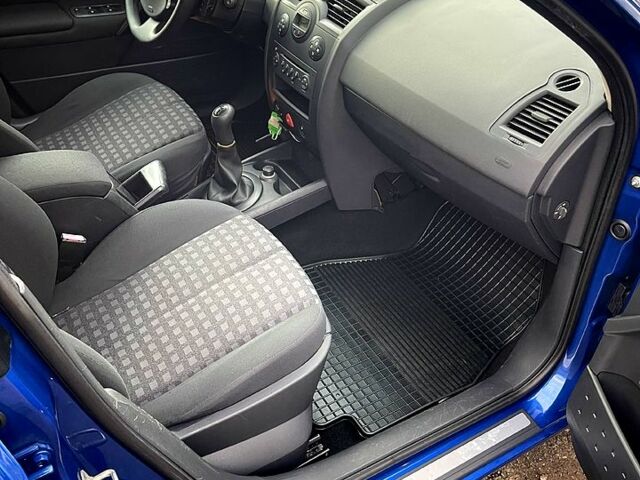 Рено Меган, об'ємом двигуна 1.6 л та пробігом 0 тис. км за 5350 $, фото 8 на Automoto.ua