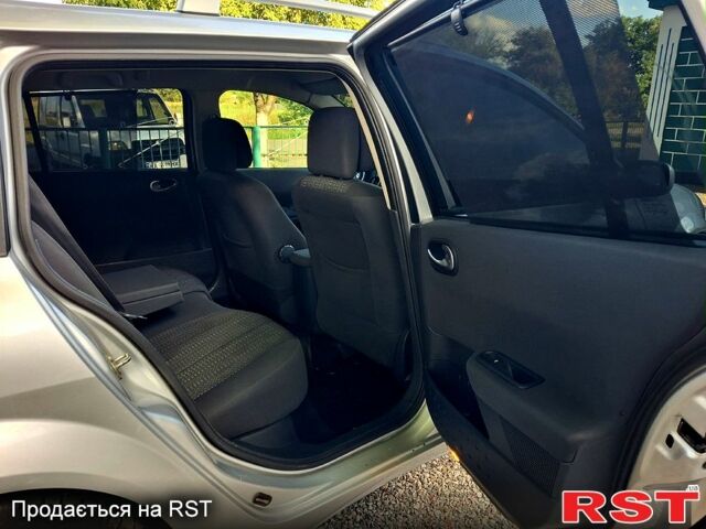 Рено Меган 2006 в Первомайск на Automoto.ua Рено Меган, объемом двигателя 1.6 л и пробегом 225 тыс. км за 4350 $, фото 8 на Automoto.ua