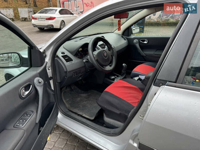 Рено Меган, об'ємом двигуна 1.6 л та пробігом 223 тис. км за 4550 $, фото 8 на Automoto.ua