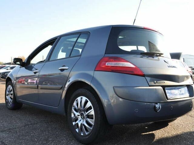 Рено Меган, объемом двигателя 1.6 л и пробегом 185 тыс. км за 6300 $, фото 14 на Automoto.ua