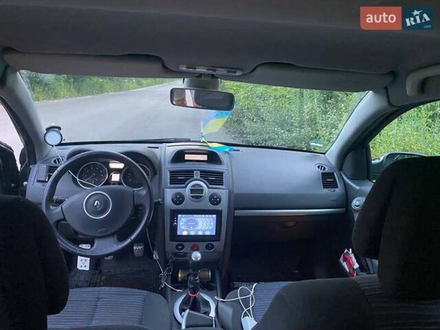 Рено Меган, объемом двигателя 0 л и пробегом 162 тыс. км за 6000 $, фото 7 на Automoto.ua