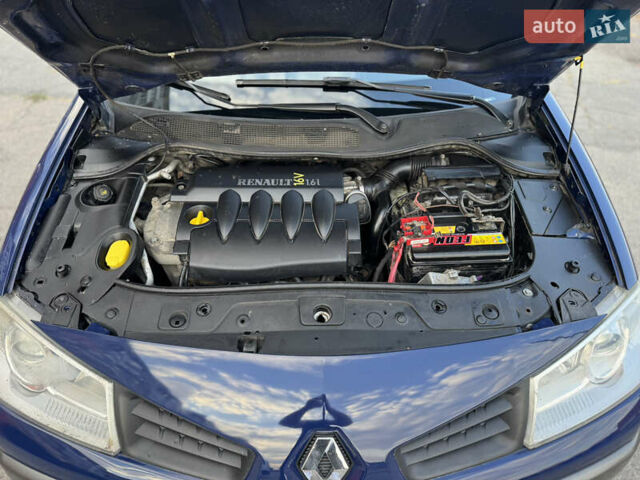 Рено Меган, объемом двигателя 1.6 л и пробегом 179 тыс. км за 5700 $, фото 41 на Automoto.ua