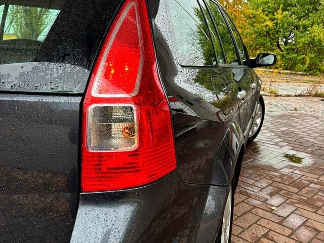 Рено Меган, объемом двигателя 1.6 л и пробегом 210 тыс. км за 6150 $, фото 3 на Automoto.ua