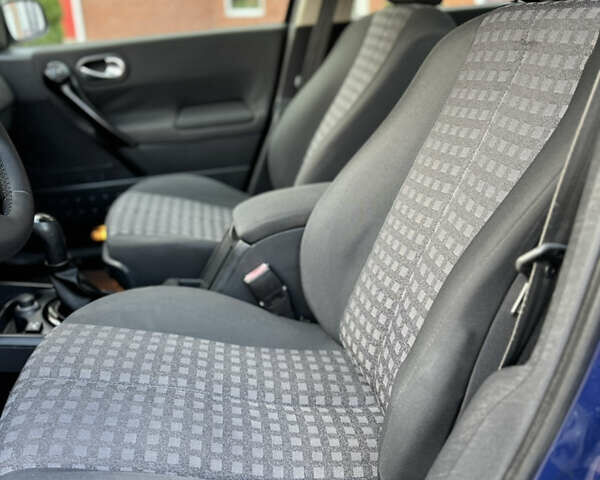 Рено Меган, объемом двигателя 1.6 л и пробегом 179 тыс. км за 5700 $, фото 32 на Automoto.ua