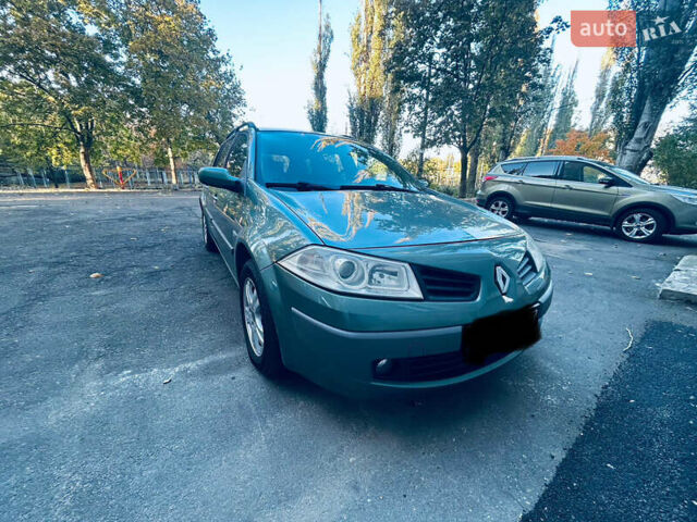 Рено Меган, объемом двигателя 0 л и пробегом 230 тыс. км за 5200 $, фото 2 на Automoto.ua