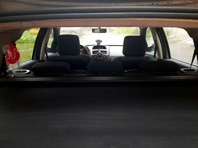 Рено Меган, объемом двигателя 1.4 л и пробегом 240 тыс. км за 5500 $, фото 1 на Automoto.ua