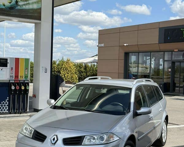 Рено Меган, объемом двигателя 2 л и пробегом 169 тыс. км за 6399 $, фото 6 на Automoto.ua