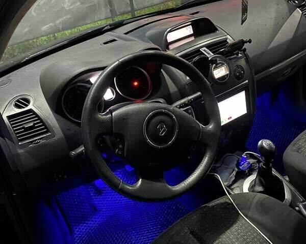 Рено Меган, объемом двигателя 1.5 л и пробегом 325 тыс. км за 4800 $, фото 12 на Automoto.ua