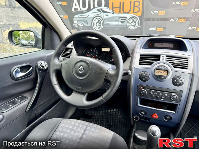 Рено Меган, объемом двигателя 1.6 л и пробегом 229 тыс. км за 5300 $, фото 8 на Automoto.ua