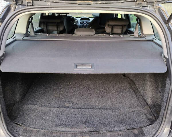 Рено Меган, объемом двигателя 1.6 л и пробегом 255 тыс. км за 5000 $, фото 15 на Automoto.ua