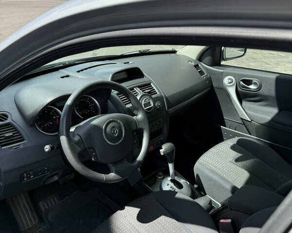 Рено Меган, объемом двигателя 2 л и пробегом 169 тыс. км за 6399 $, фото 15 на Automoto.ua