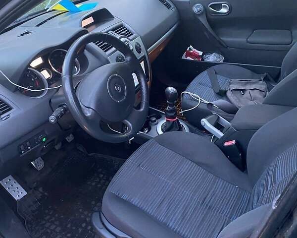 Рено Меган, объемом двигателя 0 л и пробегом 162 тыс. км за 6000 $, фото 6 на Automoto.ua