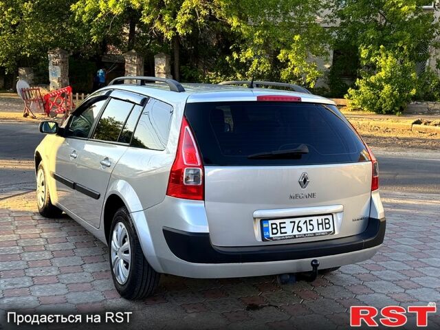 Рено Меган, объемом двигателя 1.6 л и пробегом 216 тыс. км за 4499 $, фото 5 на Automoto.ua