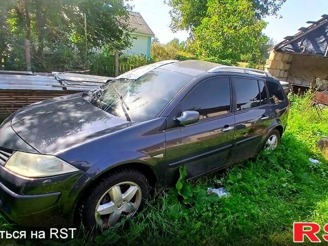 Рено Меган, объемом двигателя 1.6 л и пробегом 314 тыс. км за 2000 $, фото 2 на Automoto.ua