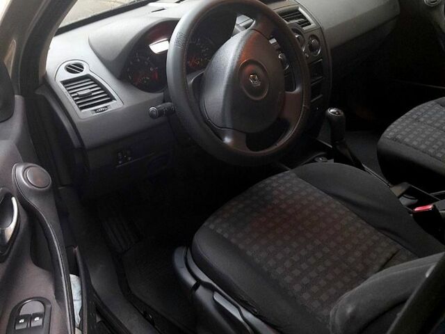 Рено Меган, объемом двигателя 1.4 л и пробегом 240 тыс. км за 5500 $, фото 4 на Automoto.ua