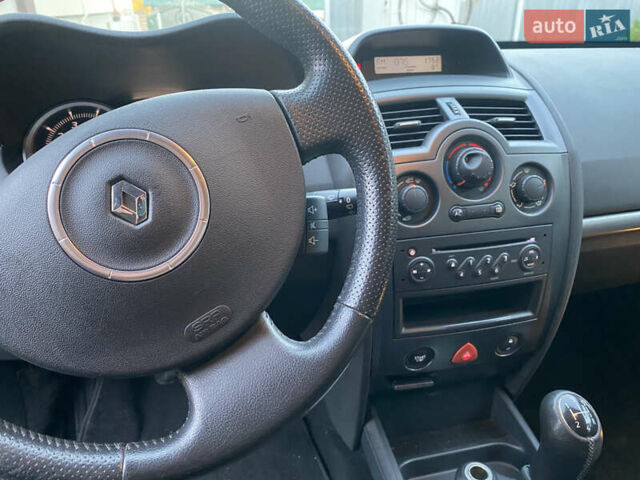 Рено Меган, об'ємом двигуна 1.6 л та пробігом 218 тис. км за 4999 $, фото 10 на Automoto.ua