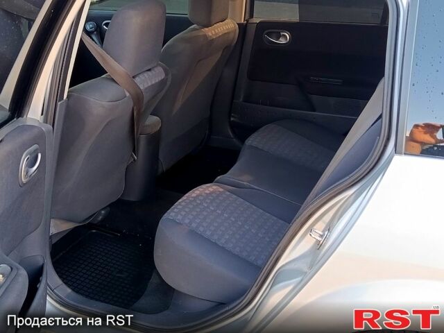 Рено Меган, объемом двигателя 16 л и пробегом 246 тыс. км за 4850 $, фото 11 на Automoto.ua